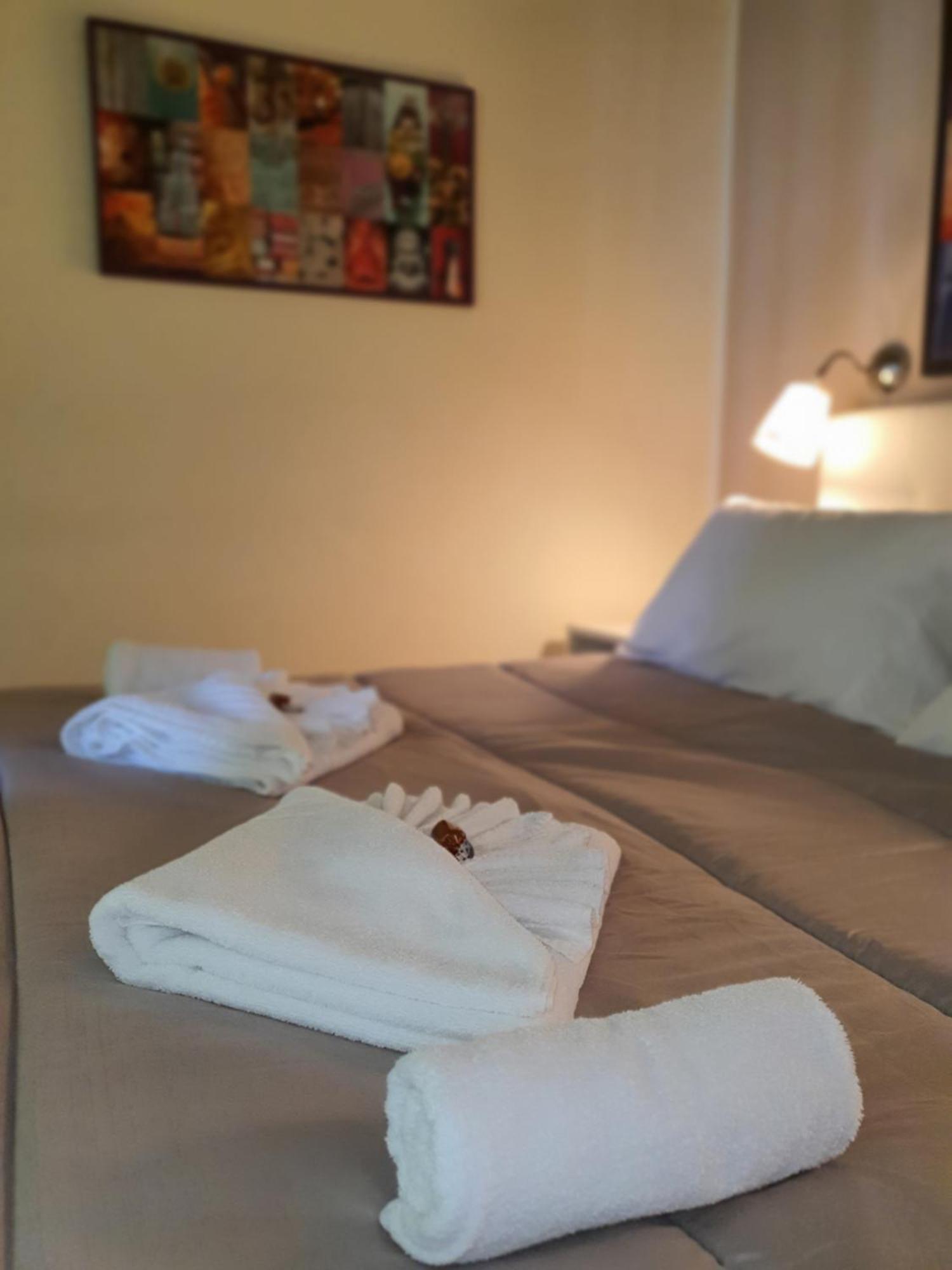 4Rooms Guest House Free Wi-Fi 살레르노 외부 사진