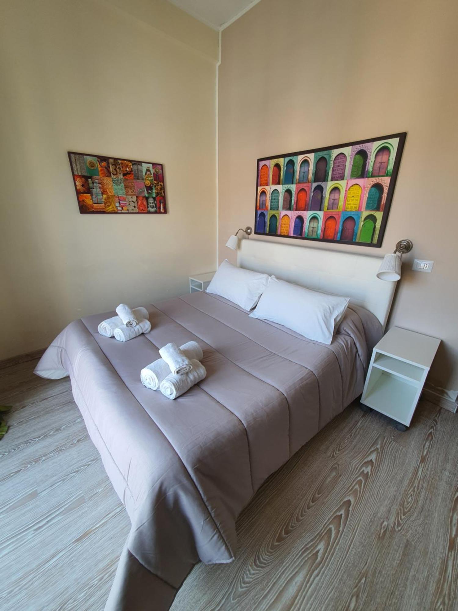 4Rooms Guest House Free Wi-Fi 살레르노 외부 사진